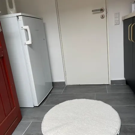 Billund- Newly Renovated 1 Bedroom Kitchen Billund